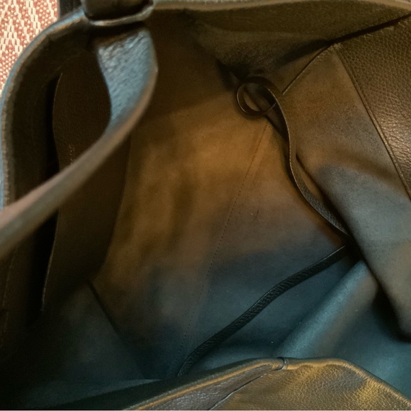 Cuyana Black Leather Tote: Reposh - Picture 5 of 6
